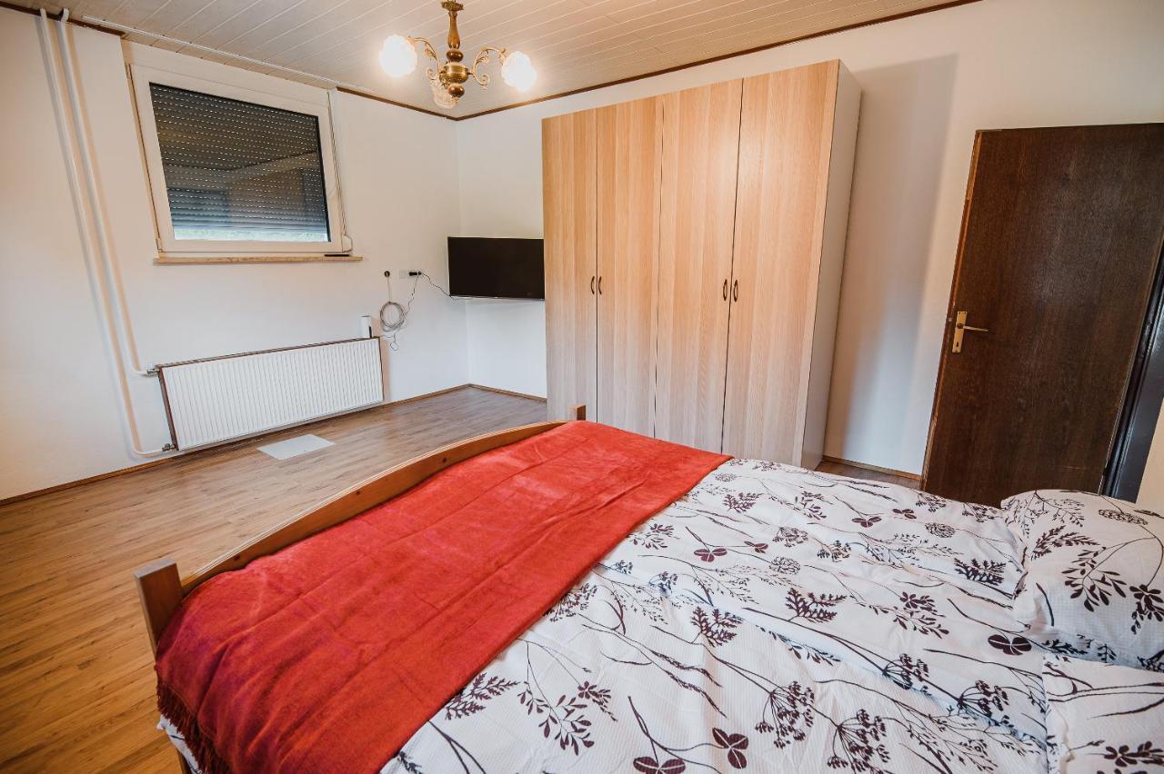 Mojcin Pisker Apartment House Кран Екстериор снимка